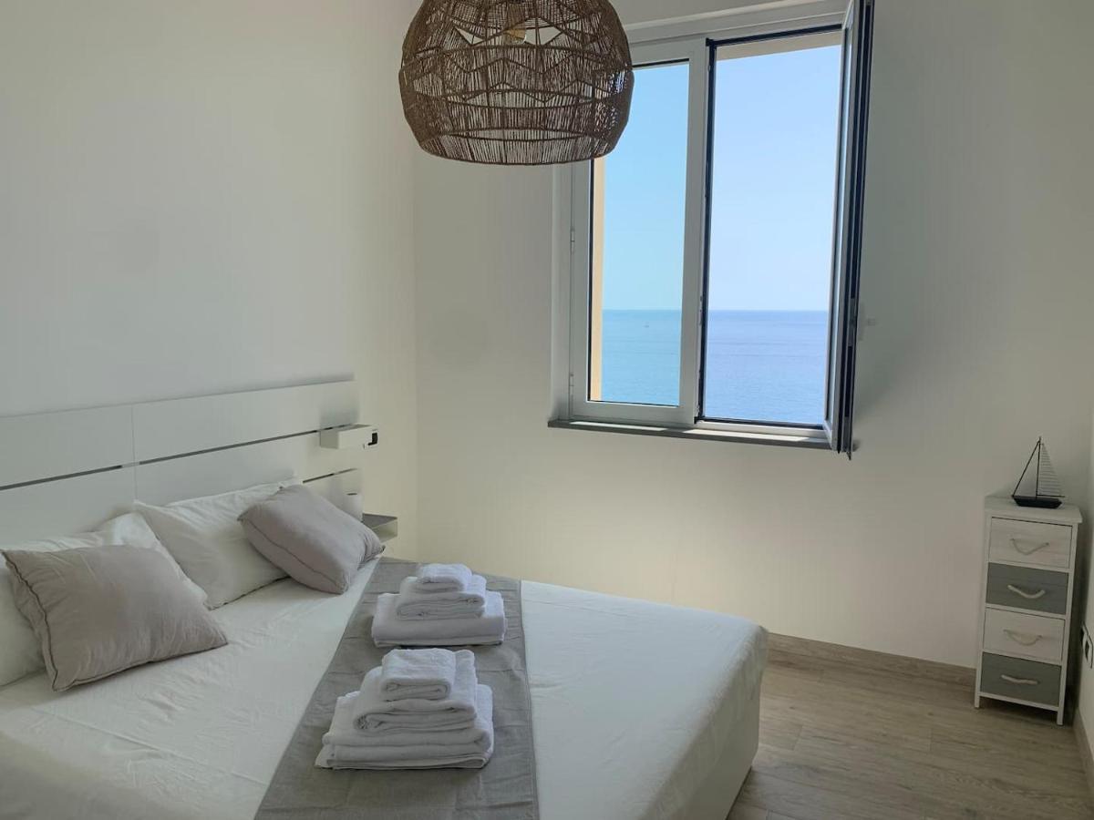 Incanto Sul Mare Con Enorme Terrazza E Piscina Cervo Zewnętrze zdjęcie