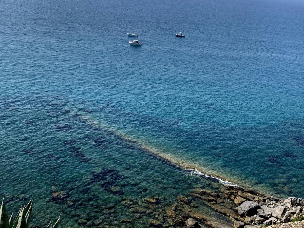 Incanto Sul Mare Con Enorme Terrazza E Piscina Cervo Zewnętrze zdjęcie